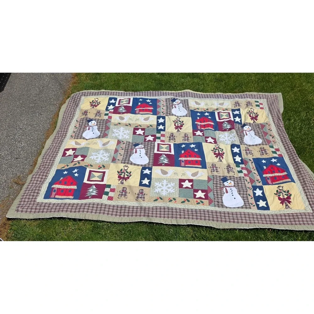 Vintage Christmas Patchwork Quilt Snowman Gingerbread Red Barn Winter 78x90
